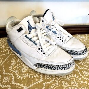 Nike Air Jordan III Retro UNC
